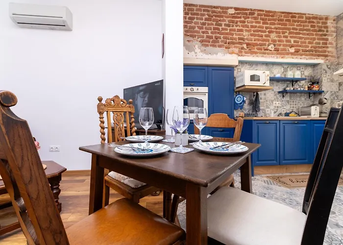 City Center Retro Chic Kapana 2-Bed Apartment
