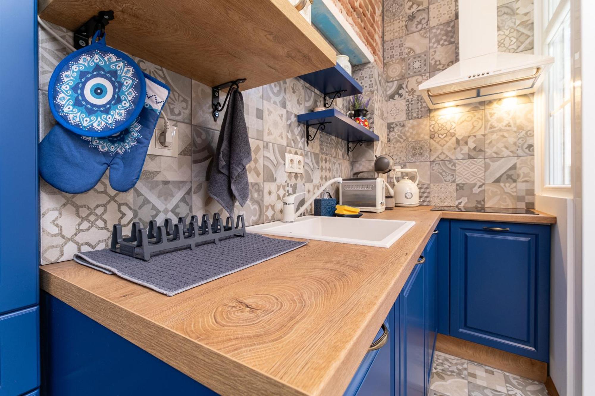 Center Retro Chic Kapana 2-bed Apartment Plovdiv